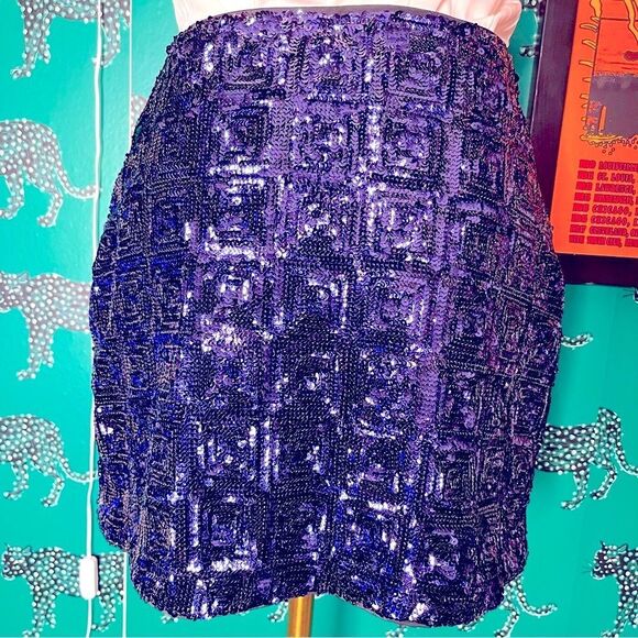 NWOT H&M Brand Dark Blue Sequin Festive Lined Mini Skirt Size 6 - Picture 6 of 8